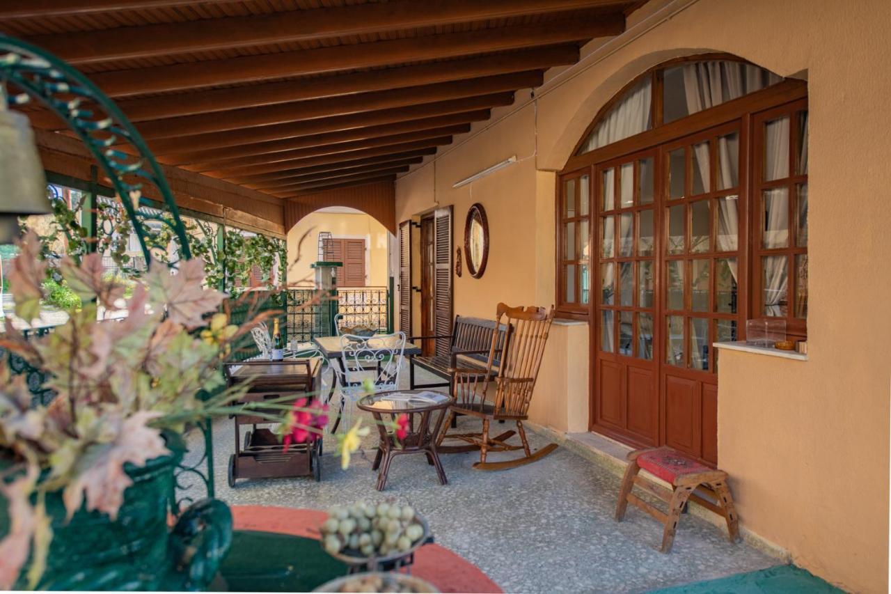 Fay'S Barbeque Garden-House Apartment Corfu  Exterior photo